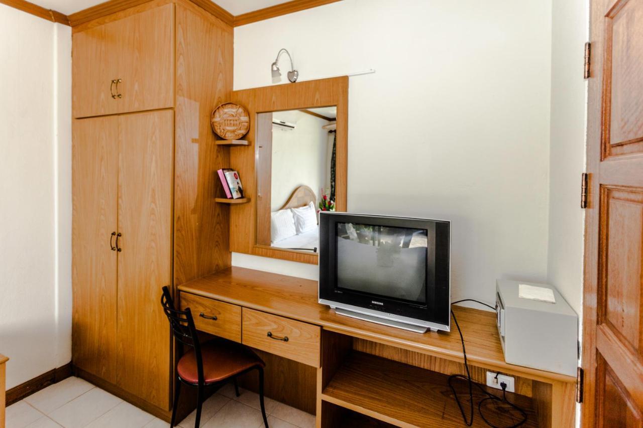 Andaman Sea Patong Hotel Ngoại thất bức ảnh